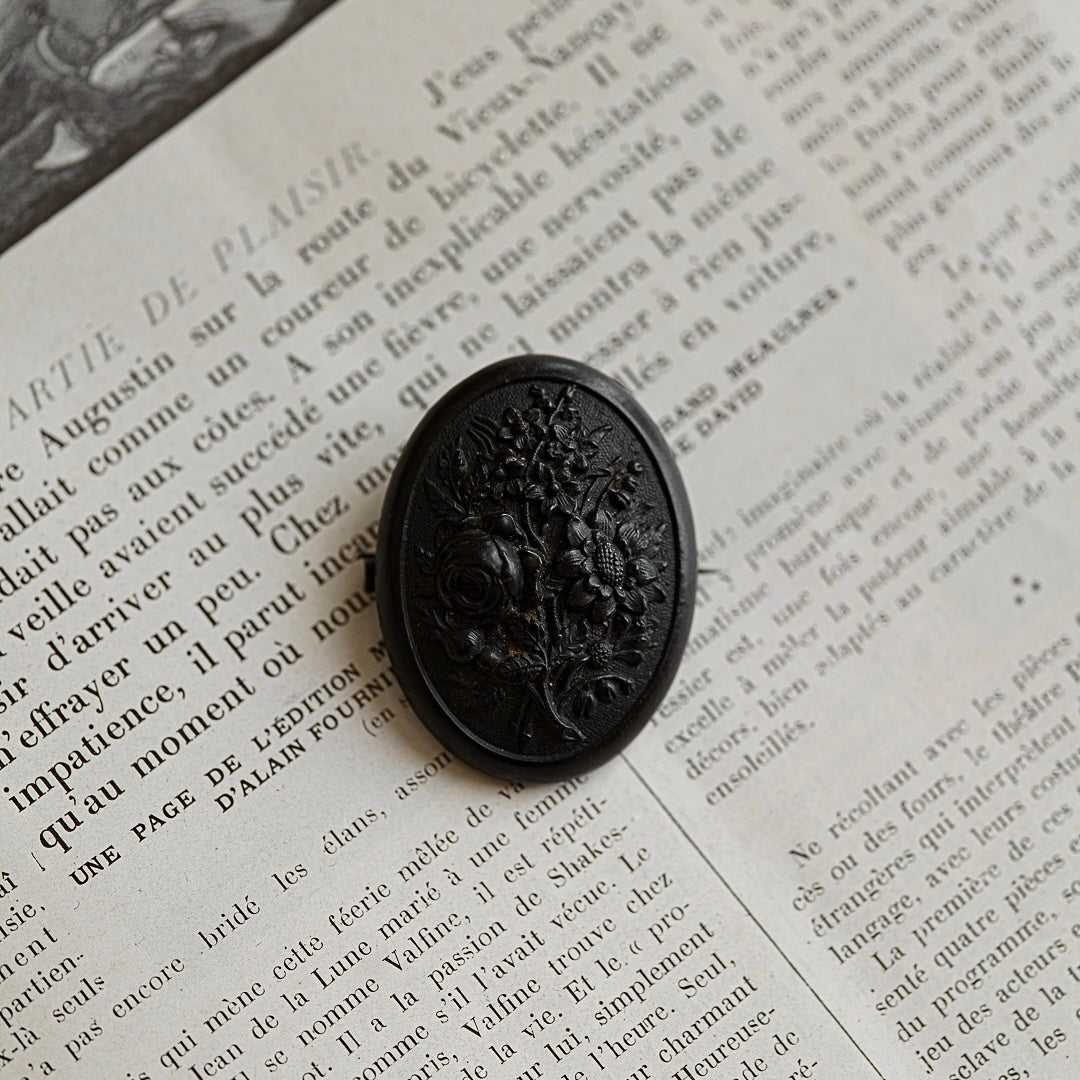 C.1920|French Bouquet Black Wood Oval Brooch