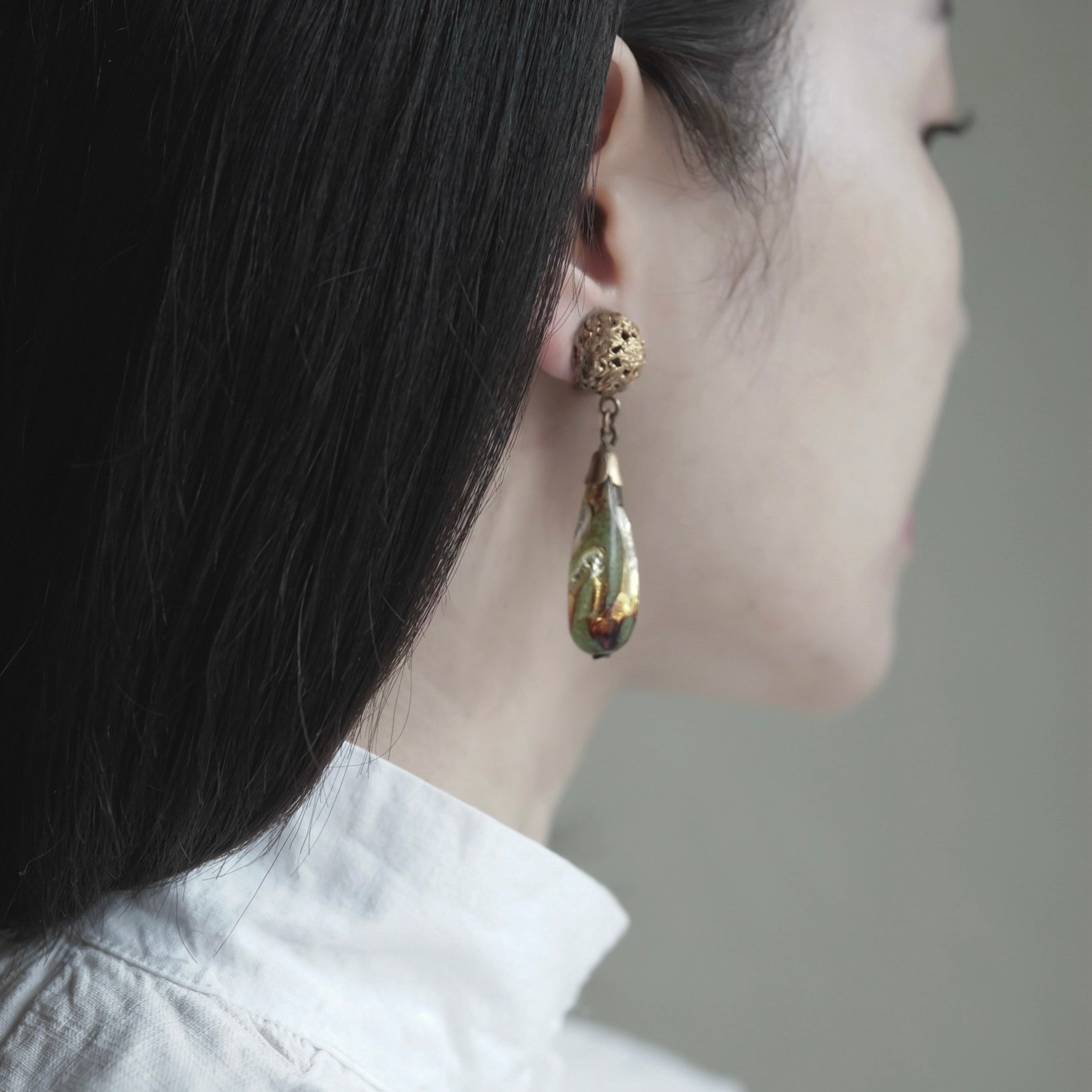Foil Glass Filigree Drop Earring