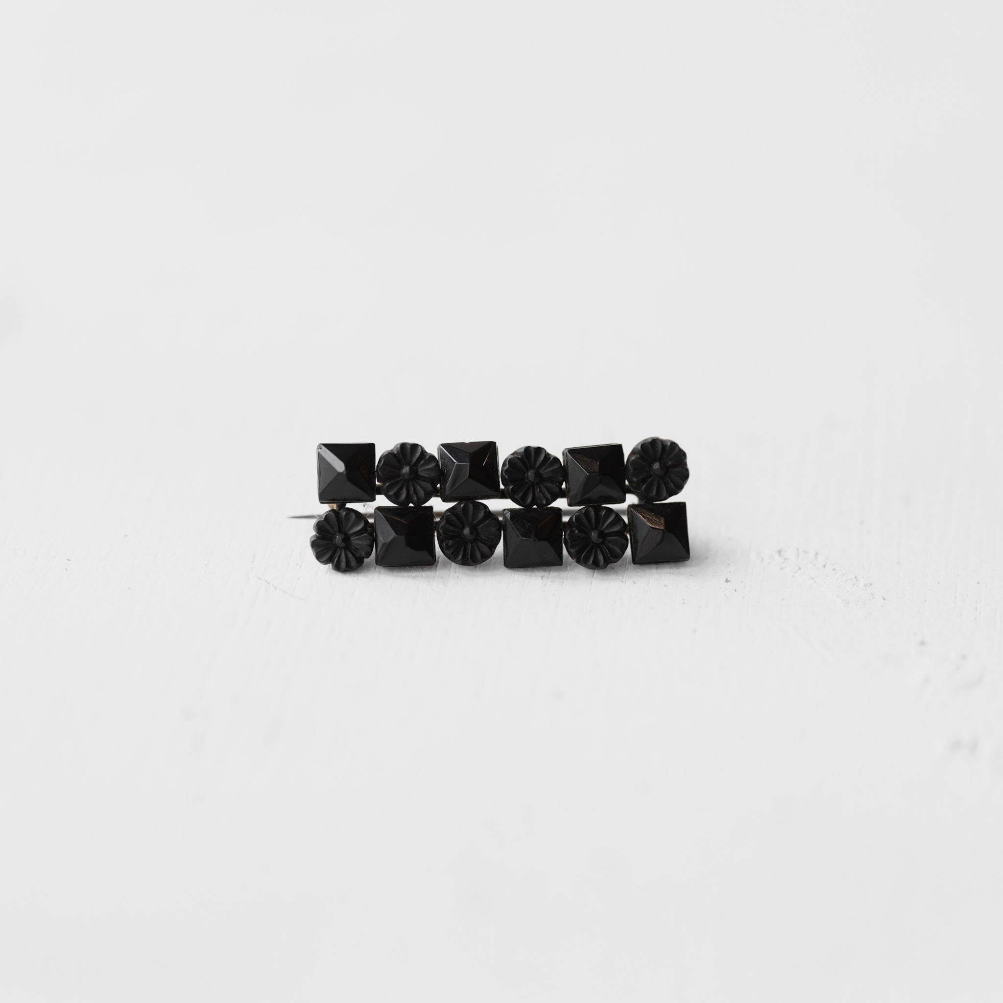 C.1900 - 1930 French Jet Glass Rosette Bar Brooch