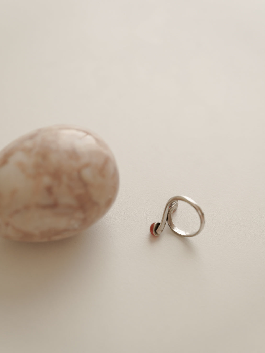 C.1920-1940|Whispered Carnelian Curves French SilverRing