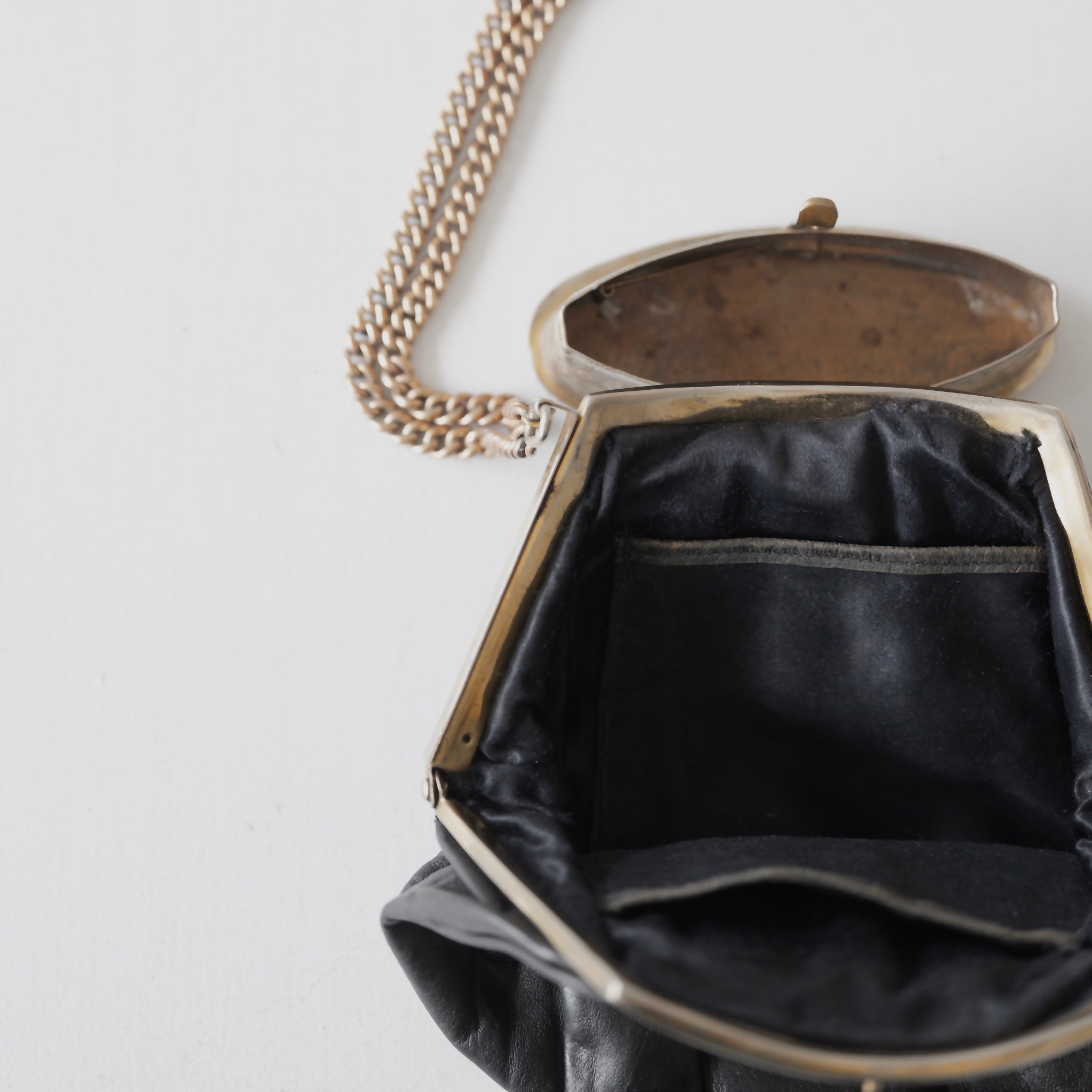 C.1920-1940|Black Chain Bag with Floral Metal Frame
