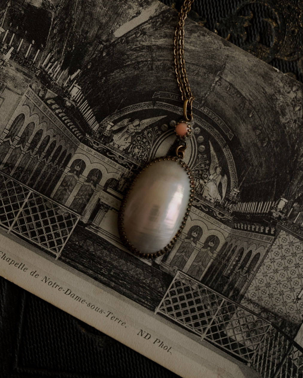 C.1850-1900|Fench Necklace with Mabe Pearl & Pink Coral