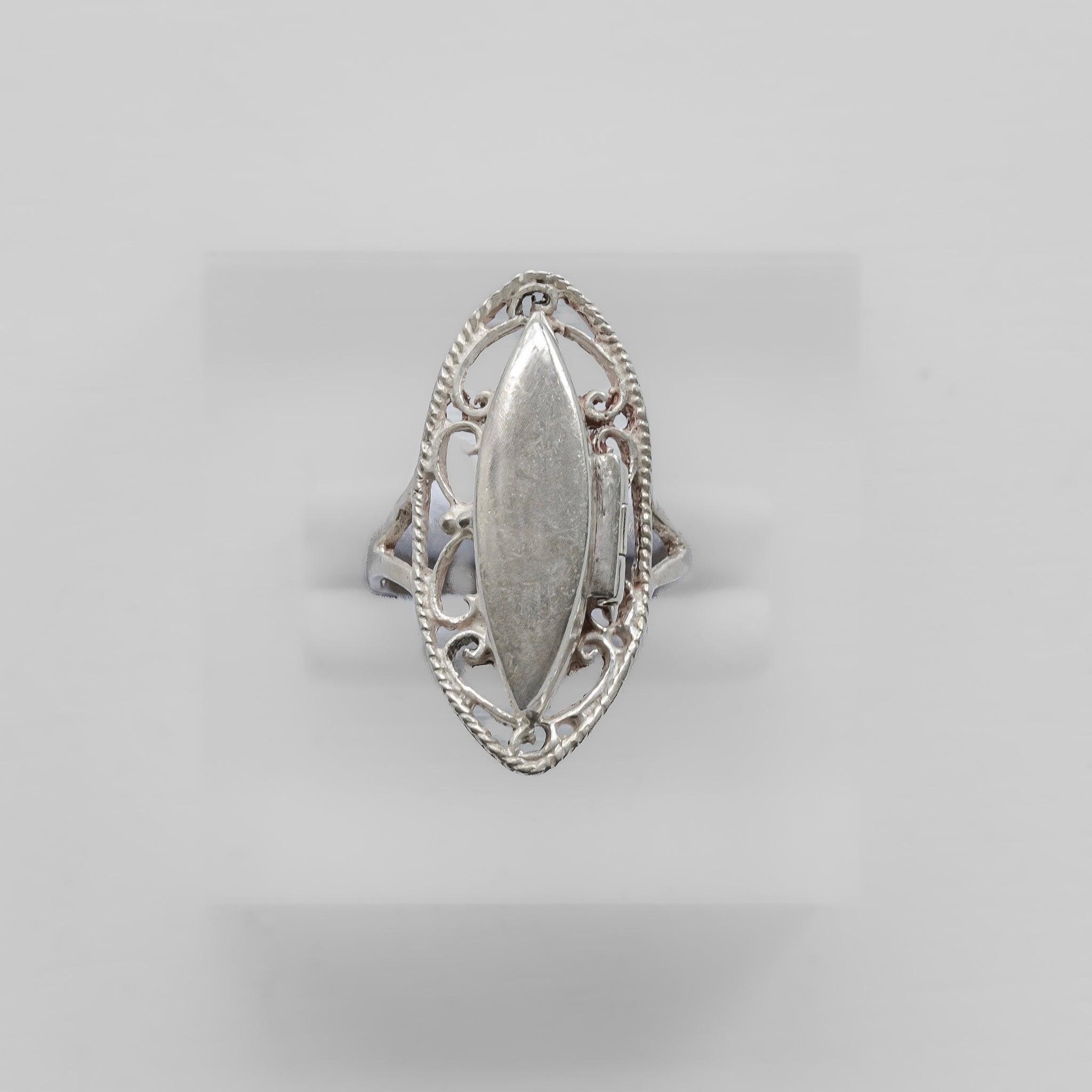 C.1900-1930| French Silver Filigree Secret Compartment Ring