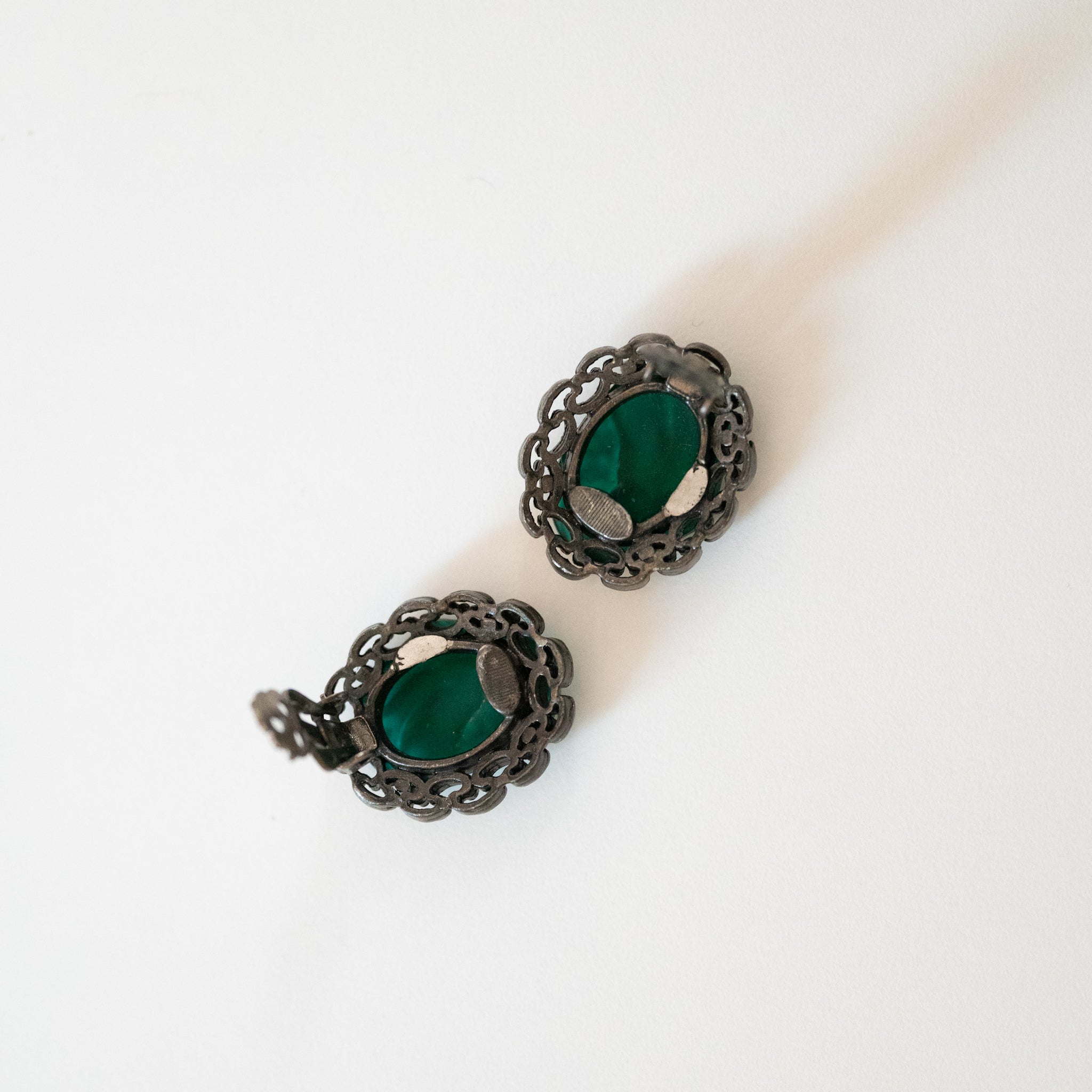 Chinoiserie Green Glass Little Bird Earrings