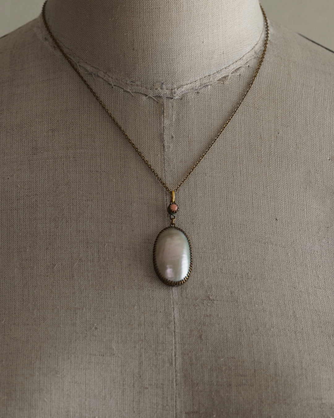 C.1850-1900|Fench Necklace with Mabe Pearl & Pink Coral