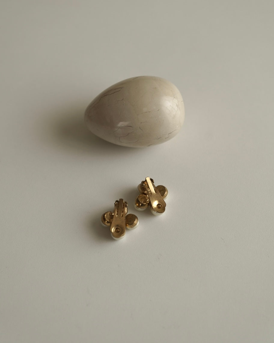 C.1950 Vintage Quad Clover Faux Pearl Clip‑On Earrings