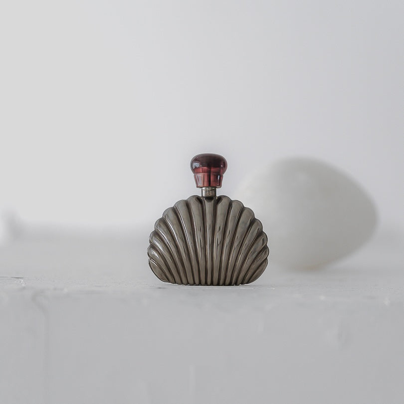 C.1930-1950 | Shell Motif Perfume Bottle