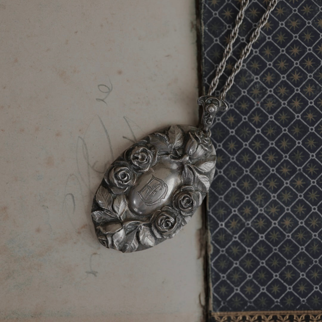 C.1900|"EO" Monogram Rosette Necklace