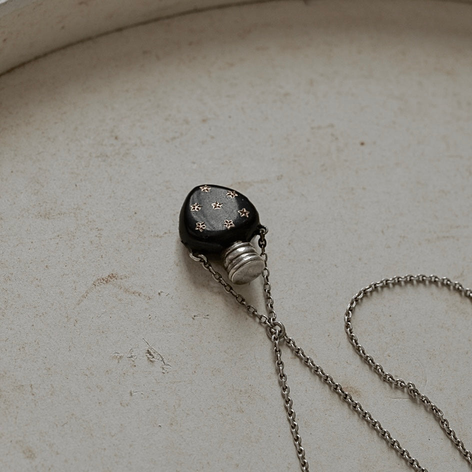 C.1900|Star et Lily Motif Black Niello Bottle Heart Necklace