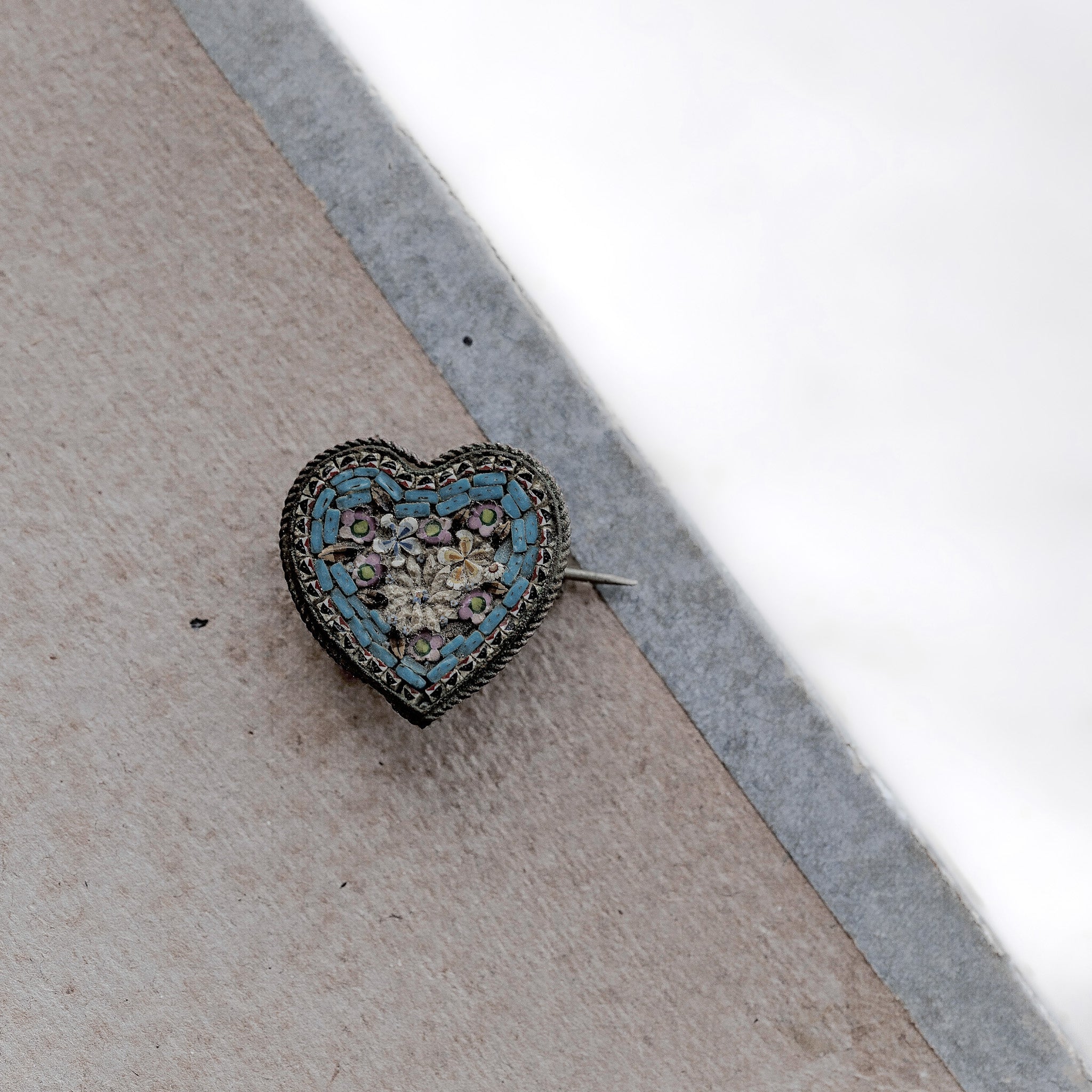C.1920|Micro Mosaic Little Turquoise Heart Brooch