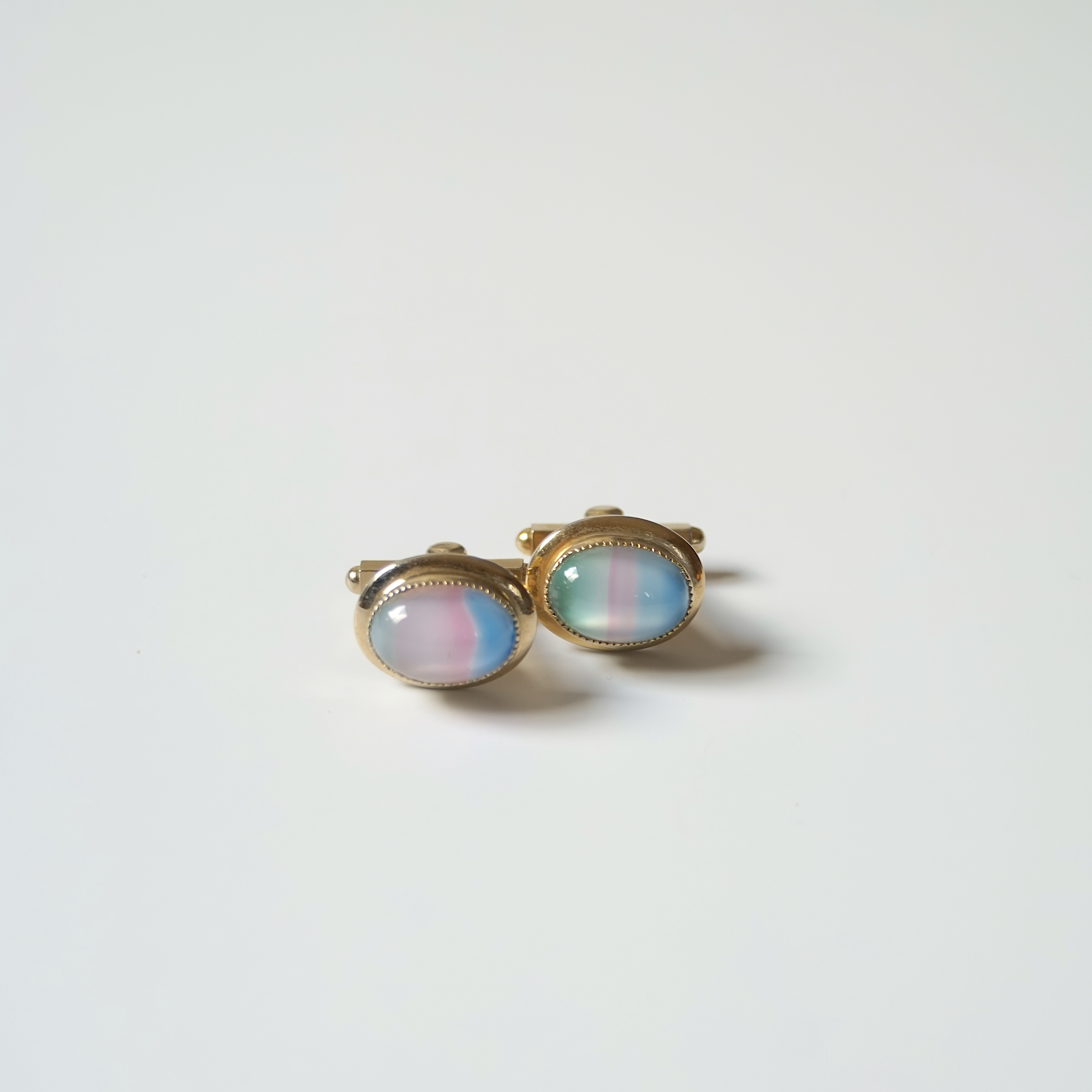 Unisex Milky Iris Glass Cuffs