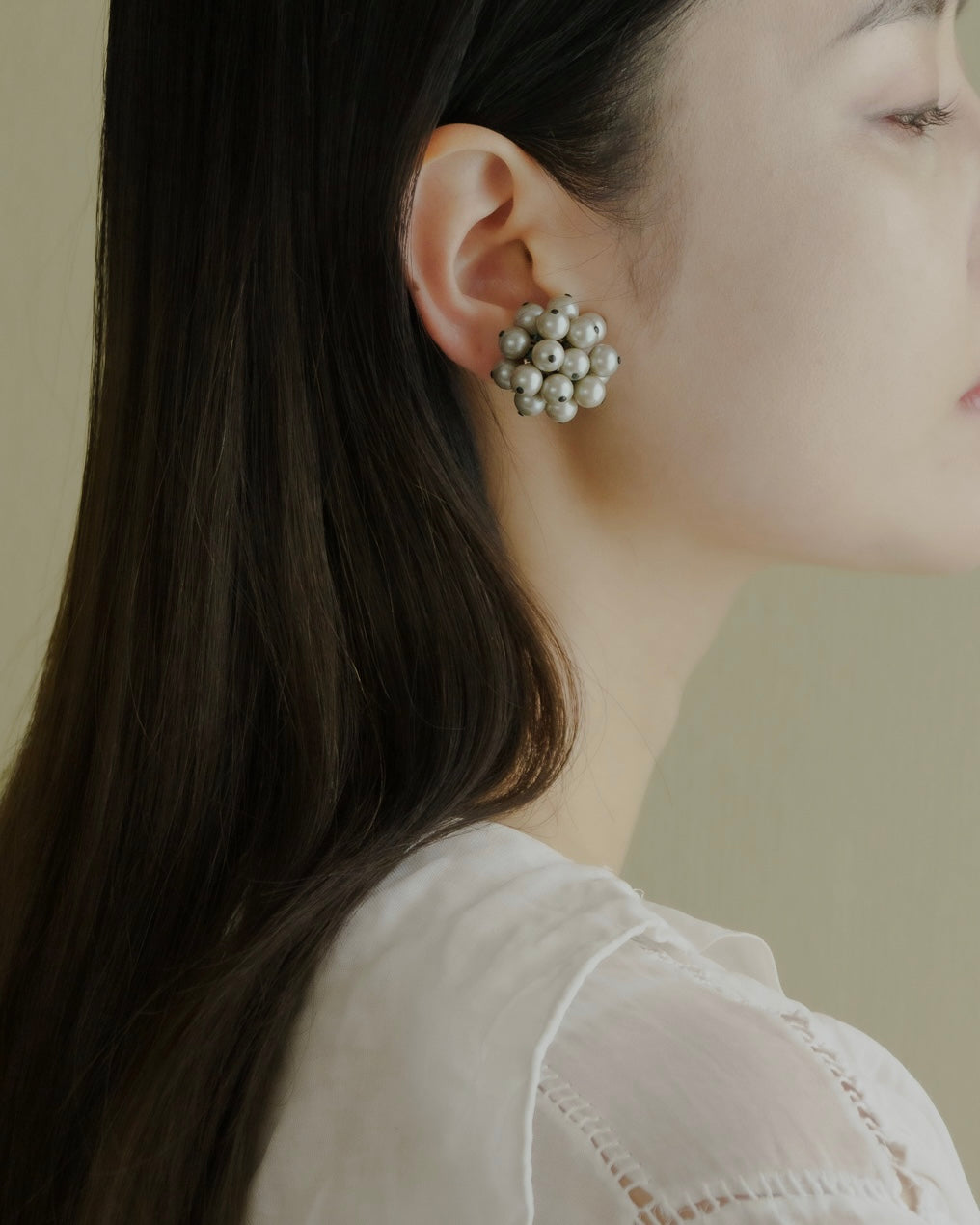 C.1940-|Blue Moon|Iridescent Pearl Cluster Earrings