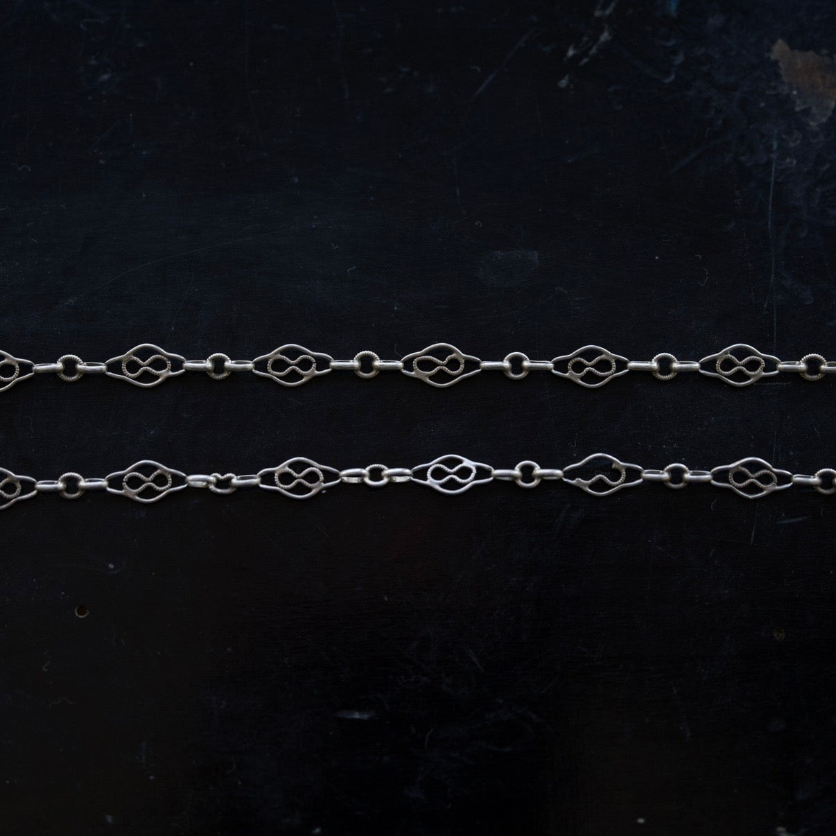 C.1900-1920|Ornamental Infinity Motif Silver Chain 60cm