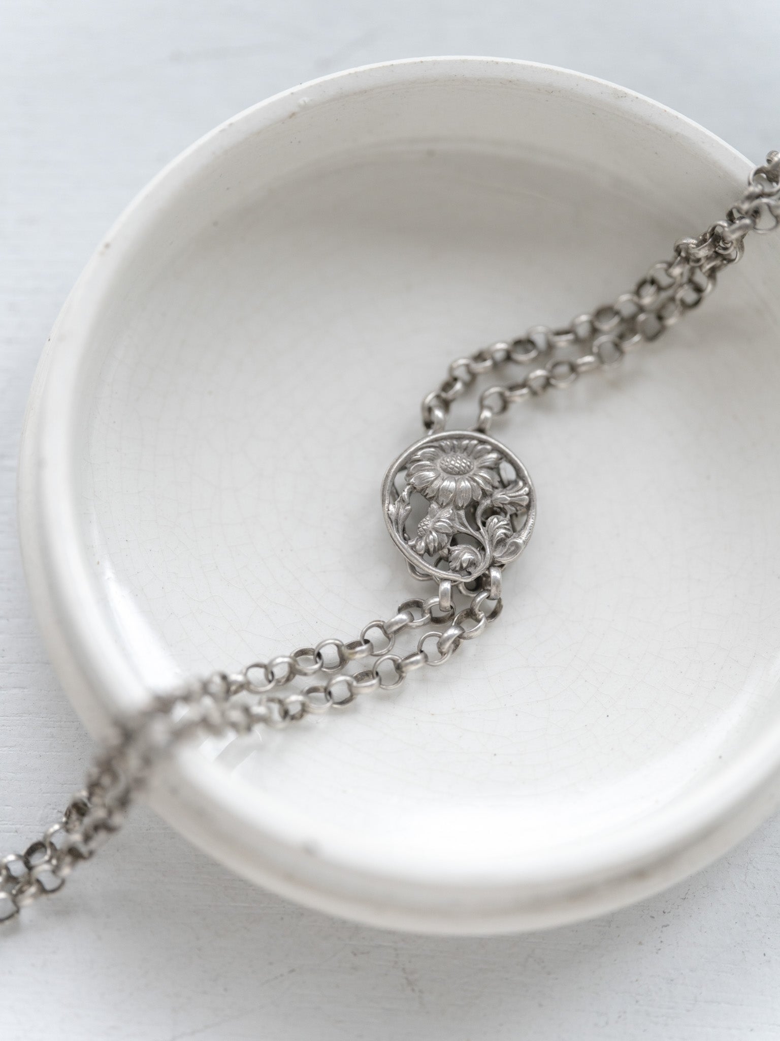 C.1900-1930｜Silver Floral Lariat Necklace