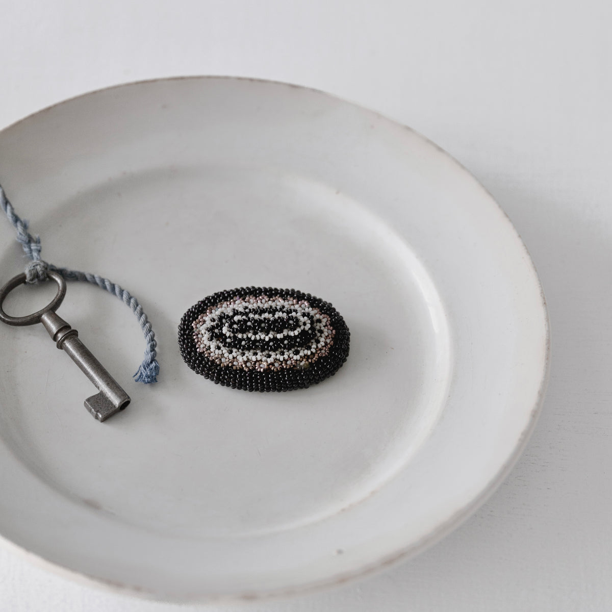 C.1900-1920｜Petit Beads Flower Oval Brooch