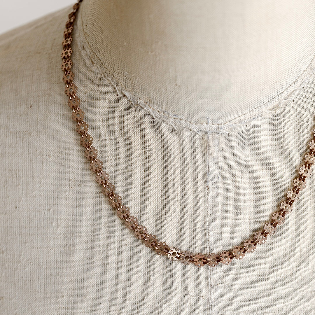 C.1900｜Rosette Star Chain Necklace