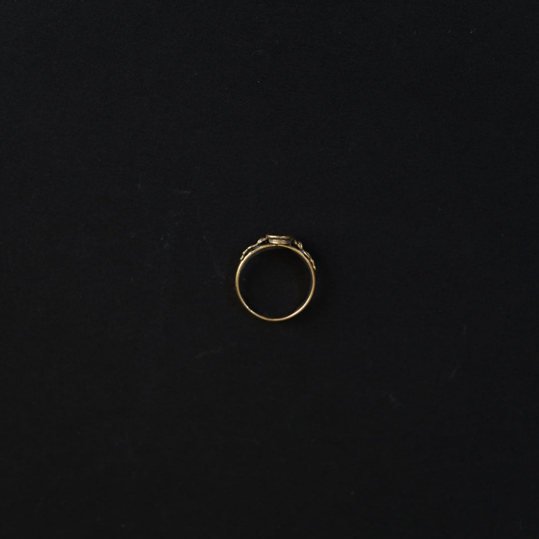 C.1900 Gold Tone Oval Signet Ring 8号