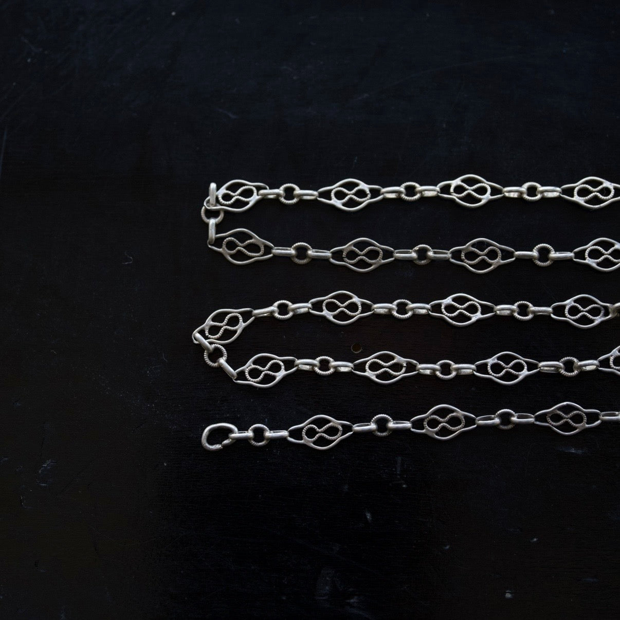 C.1900-1920｜Ornamental Infinity Motif Silver Chain 60cm