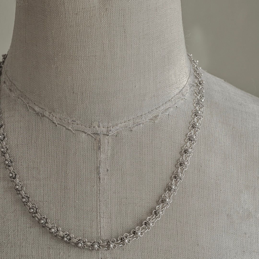 C.1950-｜Silver Flower-Link Vintage Chain Necklace