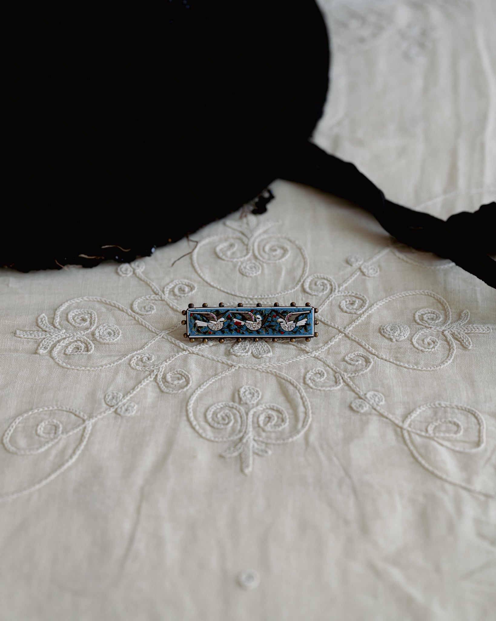 C.1900s White Birds Micro Mosaic Brooch