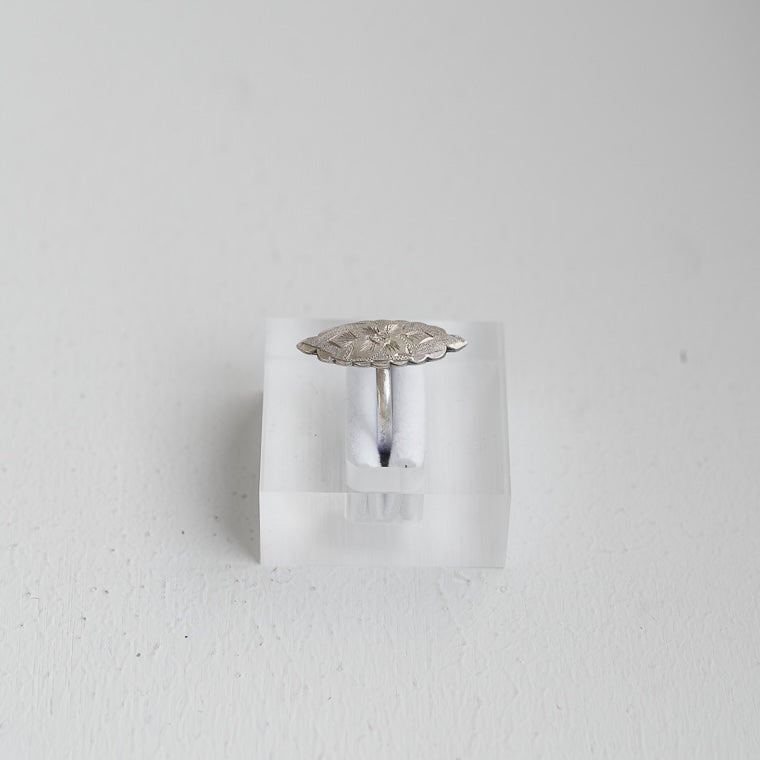 C.1920-1940 ｜ Quiet Bloom Marquise Ring