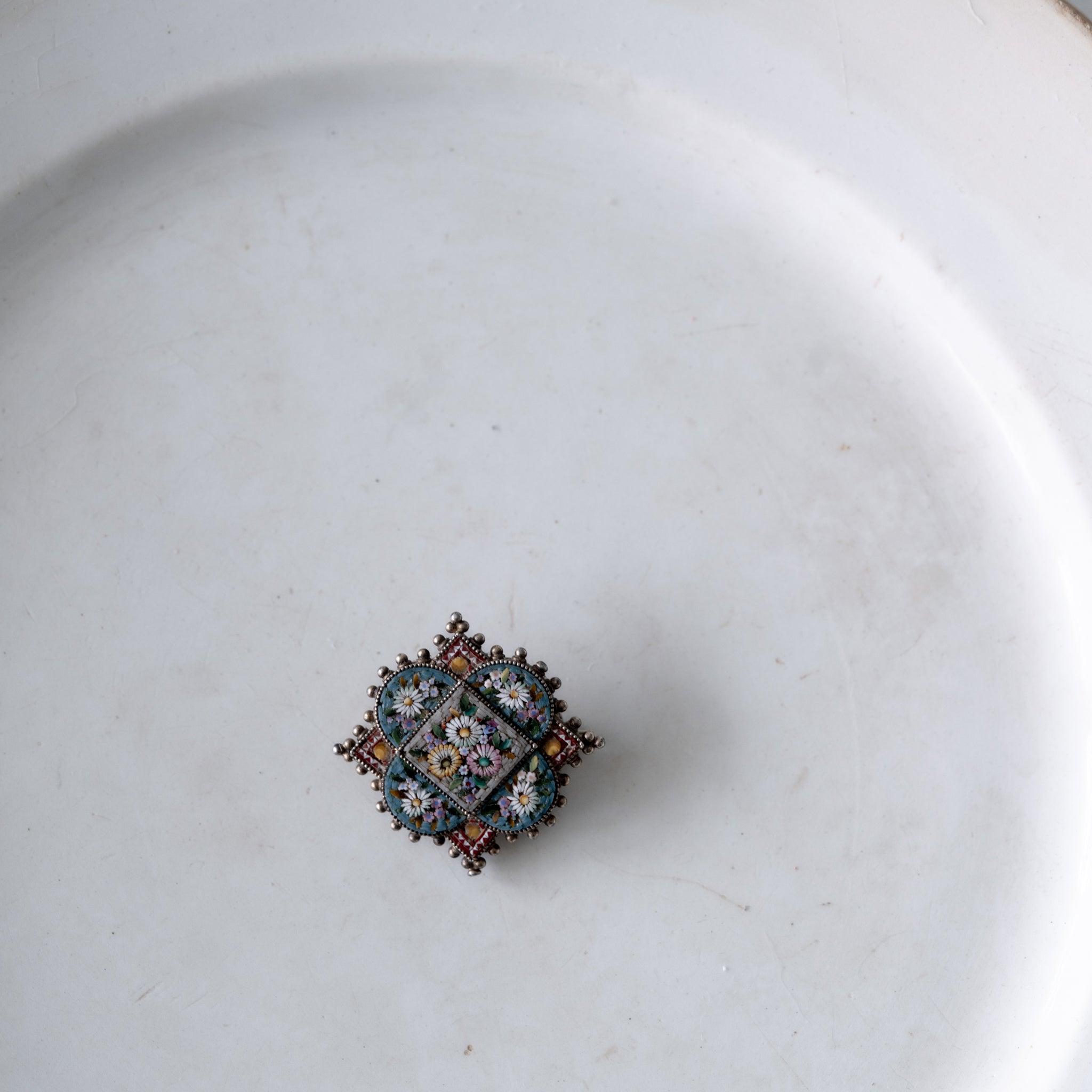 C.1900｜Micro Mosaic Little Daisy Garden Brooch
