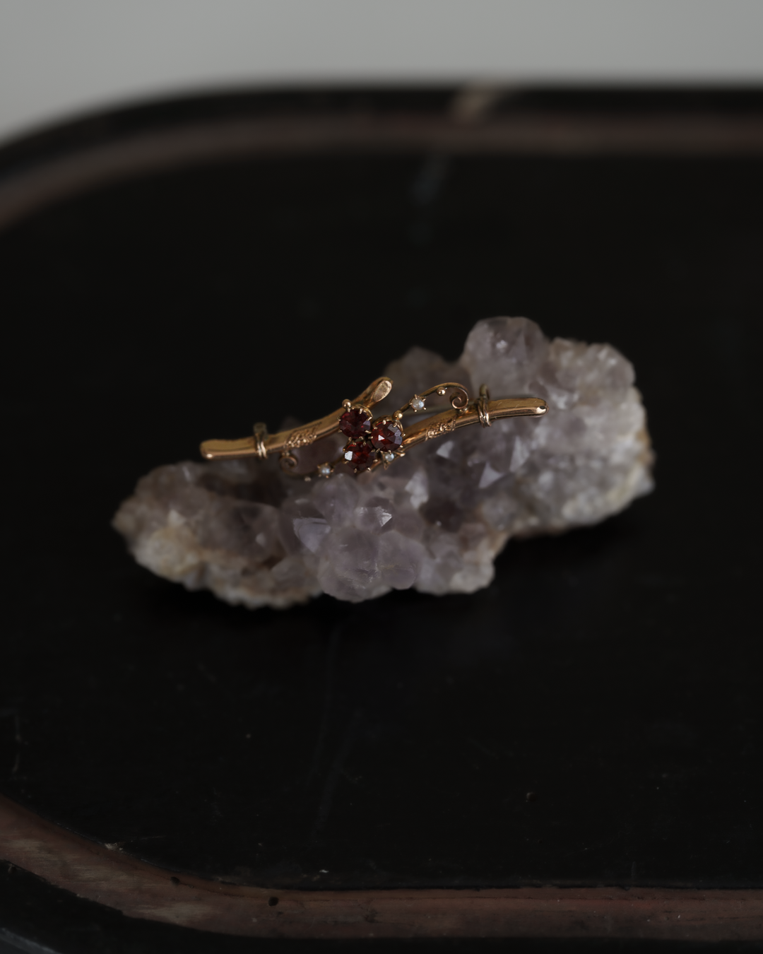C.1900 Gold‑Plated Bar Brooch with Garnet Clover and Seed Pearls