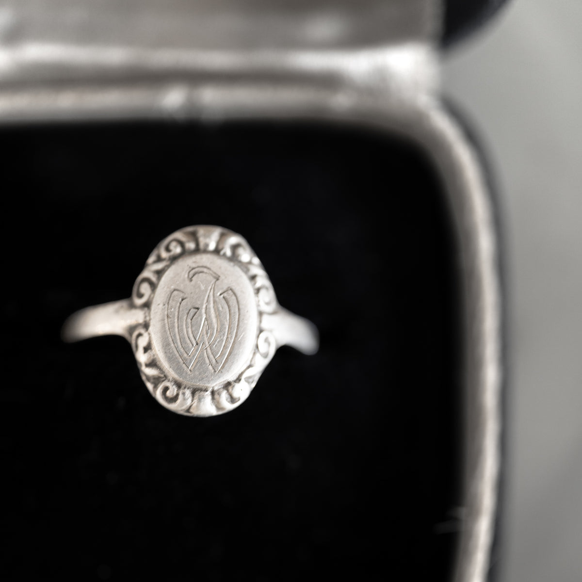 C.1900-1920｜JW Monogram Signet Silver Ring