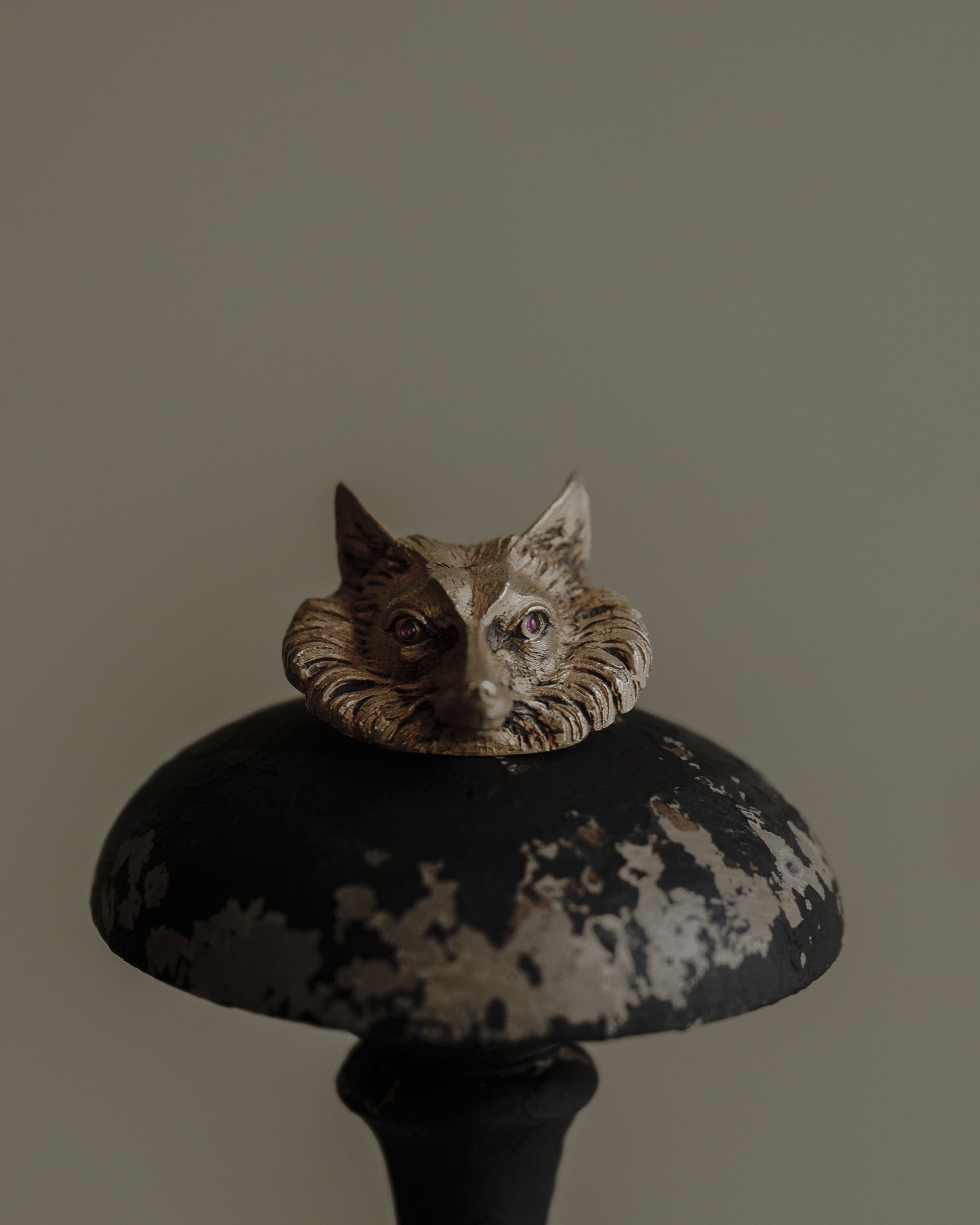 C.1900s ルビッシュアイ ウルフ シルバーブローチ