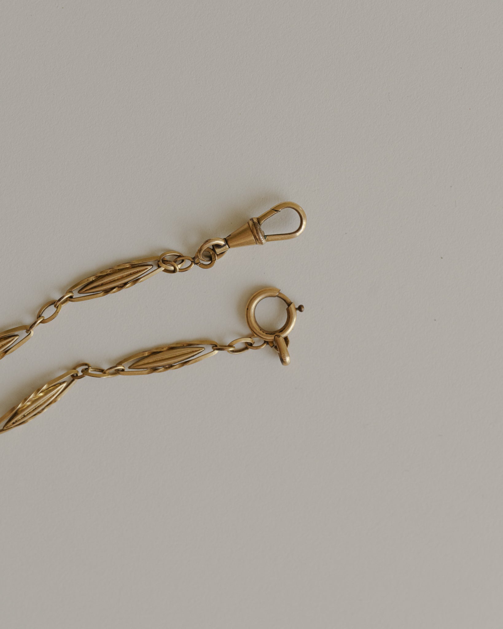 C.1910-1930｜リーフモチーフ ナヴェット チェーン