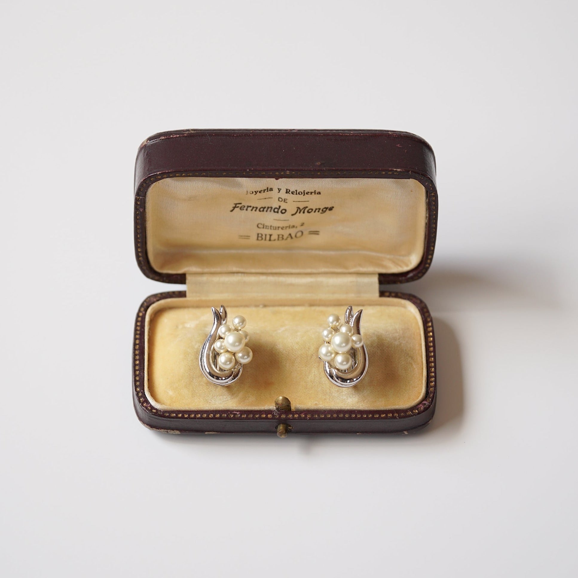 AVON PEARL SILVER EARRING<br>エイボン・パール・シルバー・イヤリング