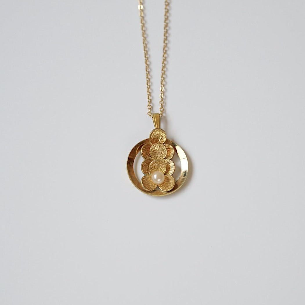 FLOWER & PEARL 14ct GOLD NECKLACE<br>フラワーパール・ゴールド・ネックレス